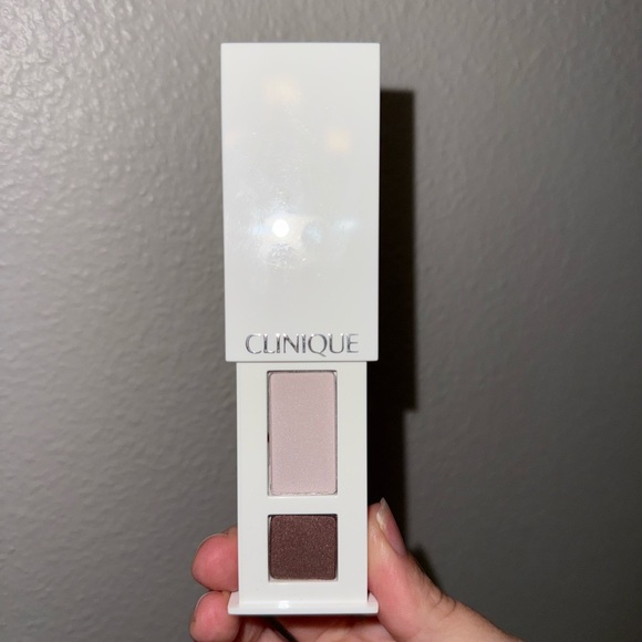 New Never Used Clinique Dual Tone Bronze Seashell Pink Fawn Satin Eyeshadow 💗 - Picture 4 of 15